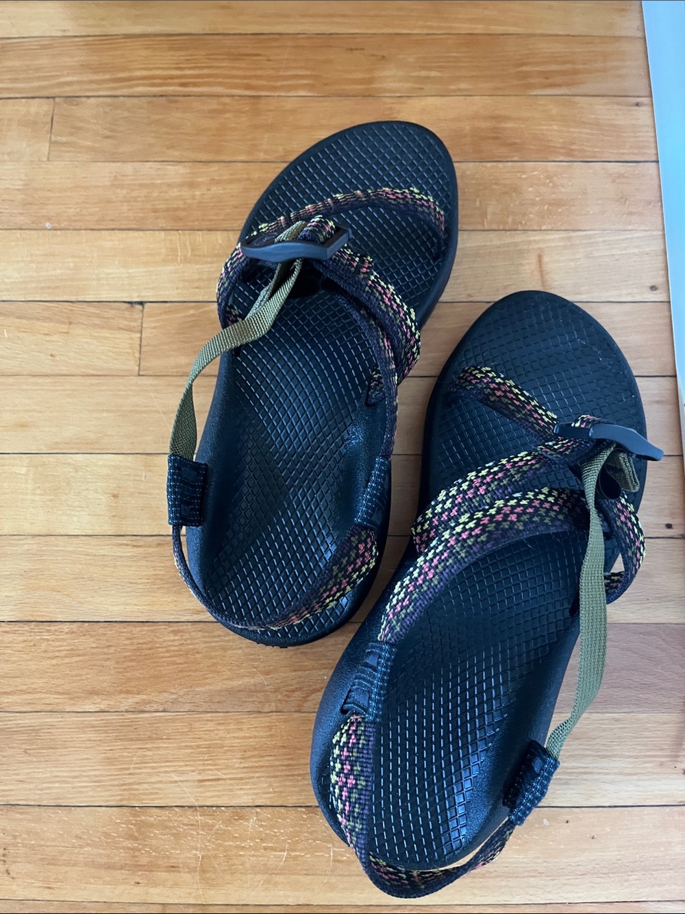 NIB women’s Chaco Z1 Rapid Pro adjustable strap classic Sandals